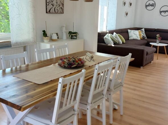 fcdedd5d-bd6a-42b0-afb7-5d16c5073720 (1)