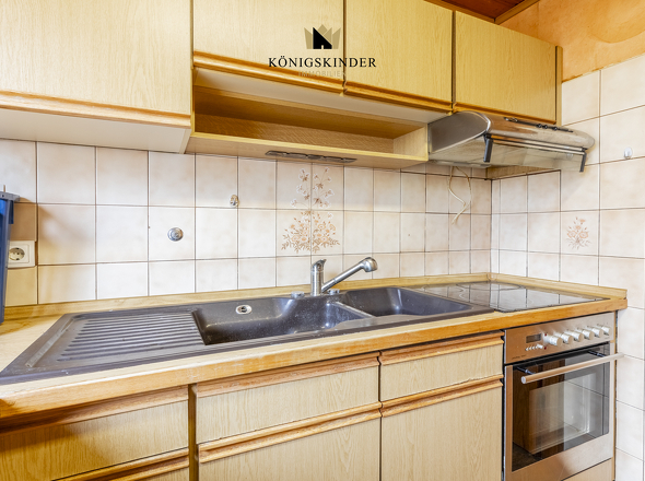 Helle und funktionale Küche