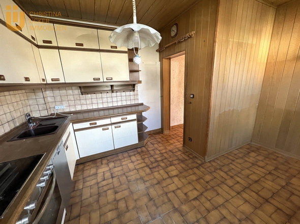 Küche mit Essbereich