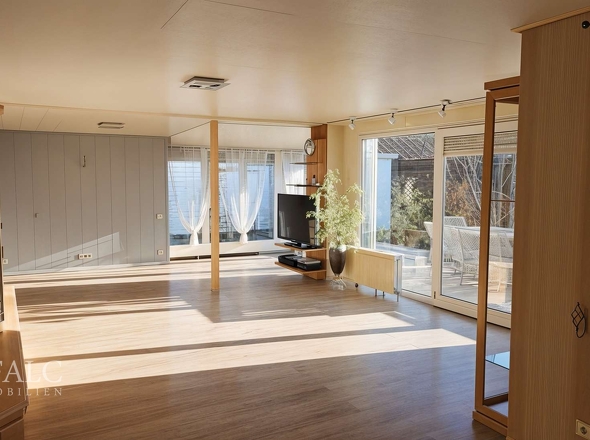 Wohnzimmer - unmöbliert