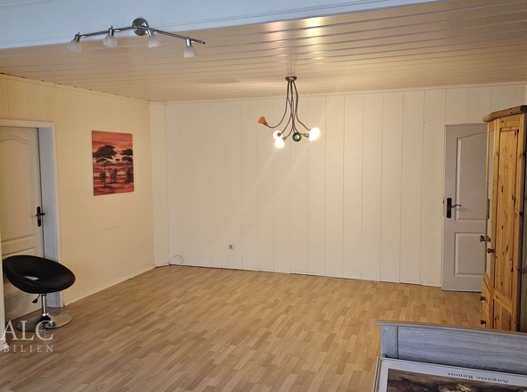 Zimmer - unmöbliert