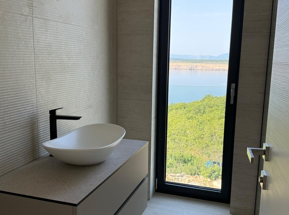 WhatsApp Image 2026-01-15 at 17.50.58