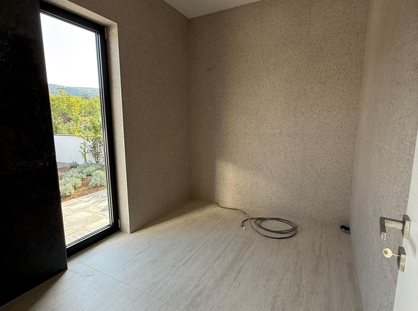 WhatsApp Image 2026-01-15 at 17.51.03