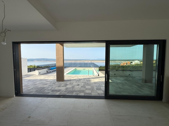 WhatsApp Image 2026-01-15 at 17.51.03-2