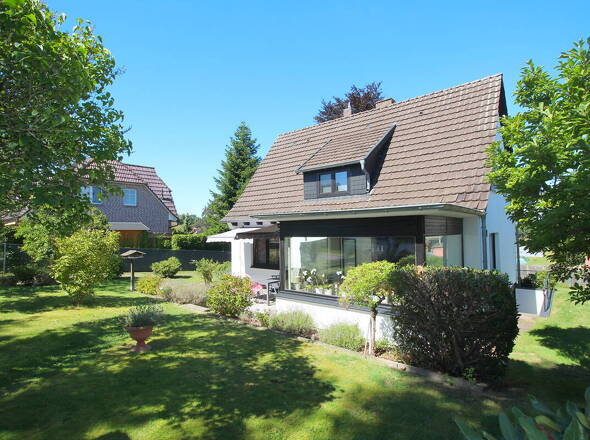 Traumhafter Garten u. Top-Mikrolage renoviertes EFH