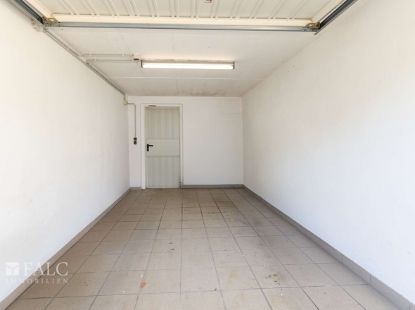 Geräumige Garage 