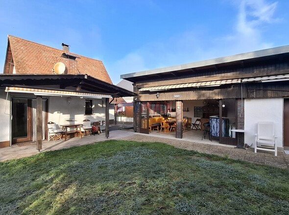 Garten-Nebengebäude