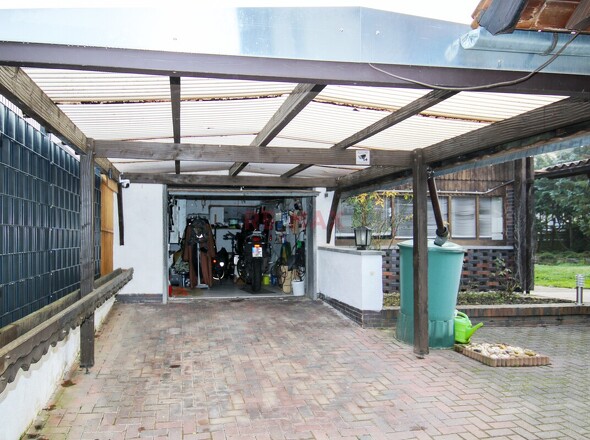 Garage-Carport