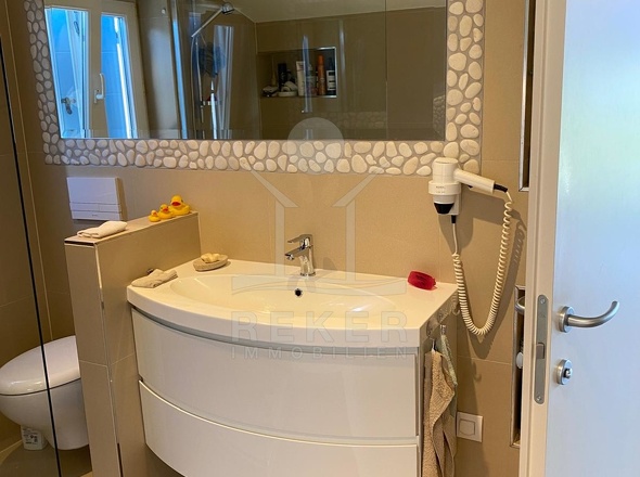 WhatsApp Image 2025-05-18 at 17.14.14 (1)