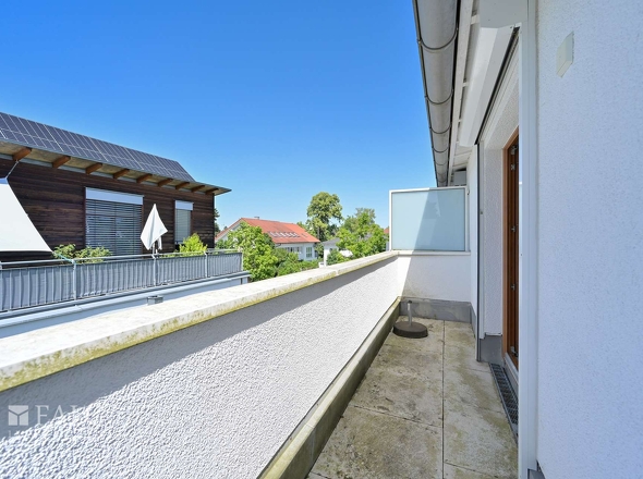 DG Balkon Nord Blick Ost