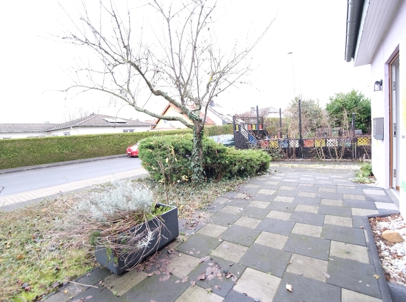 Terrassen-Ansicht vorne