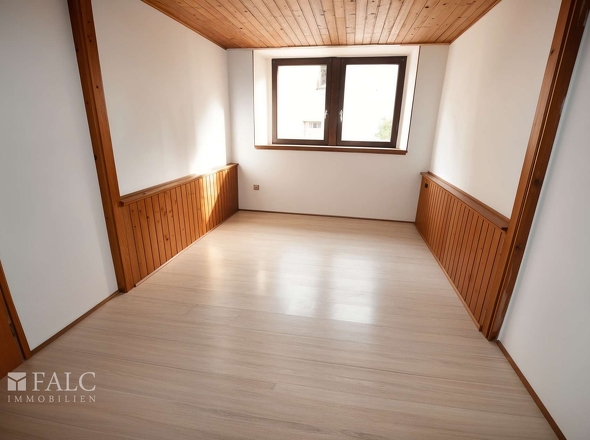 Schlafzimmer EG Vorderhaus 