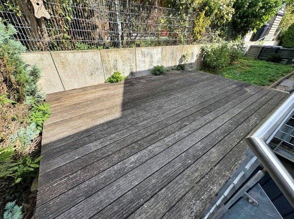 2 Terrasse für gemütliche Sitzecke zum Relaxen