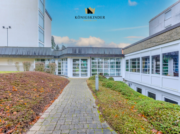 rückwärtiger Eingang