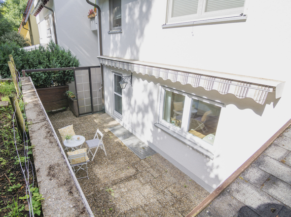 ...und Zugang zur großzügige Terrasse