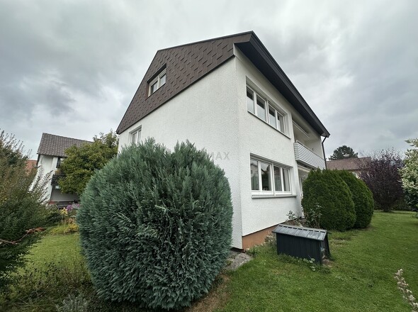 Seitenansicht   im Spätherbst