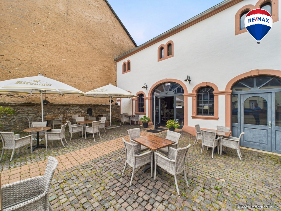 RE/MAX Immobilien DeLux Kelterhaus Gaststätte am Schloss Ayl