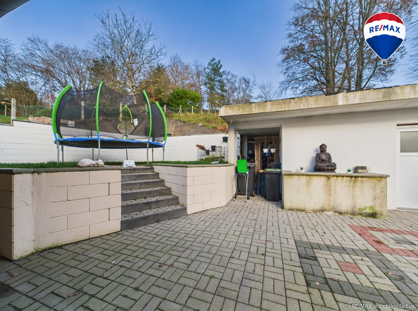 REMAX Immobilien DeLux Einfamilienhaus in Besseringen zu verkaufen