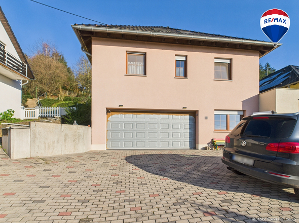 REMAX Immobilien DeLux Einfamilienhaus in Besseringen zu verkaufen