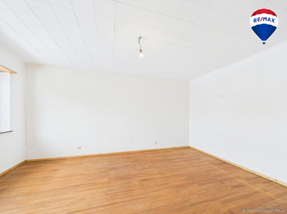 RE/MAX Immobilien DeLux Haus verkauf Fitten