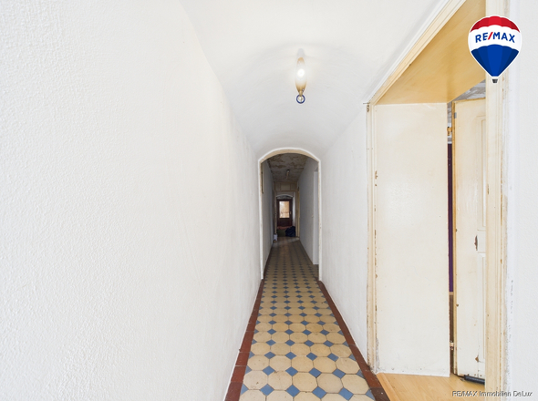 RE/MAX Immobilien DeLux Haus verkauf Fitten