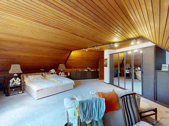 Schlafzimmer mit Balkon