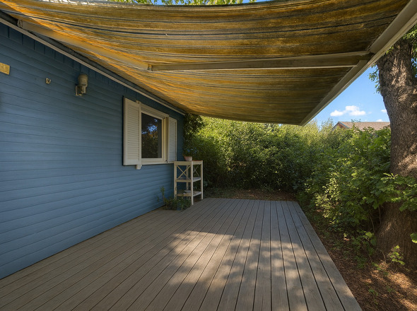 beräumte Terrasse KI