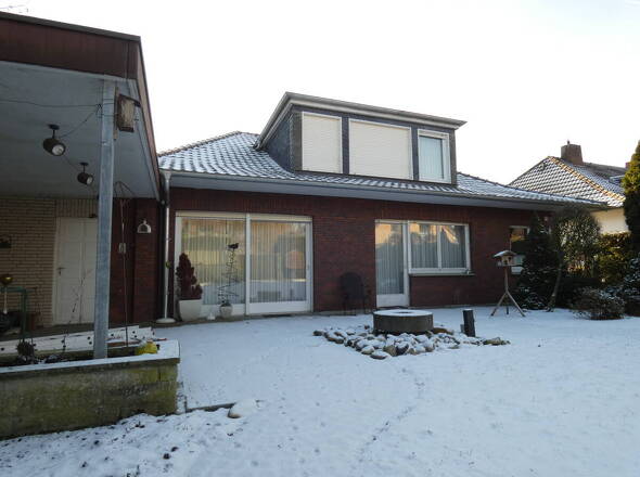 Hausansicht Nord und Freisitz