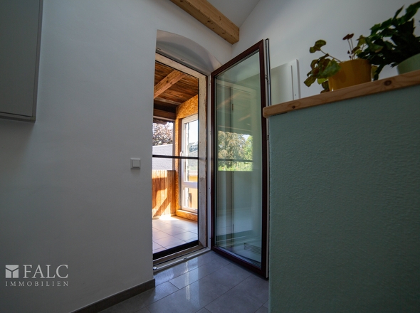 Zugang Balkon