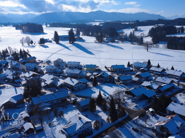 Grundstück mit Alpenblick