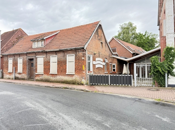 Wohnhaus und Terrasse