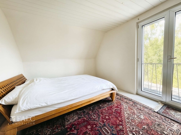 Gemini_Generated_Image_hwfbvrhwfbvrhwfb - (KI generiert)