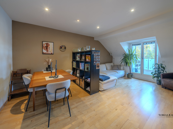 Wohnzimmer (Wohnung links)