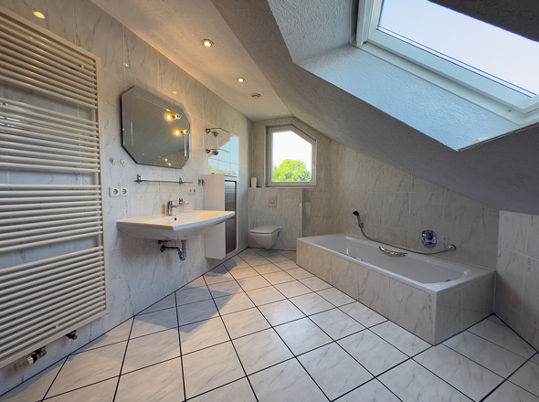 Großzügiges Familienbad