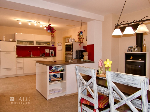 EBK, Holzofen inklusive