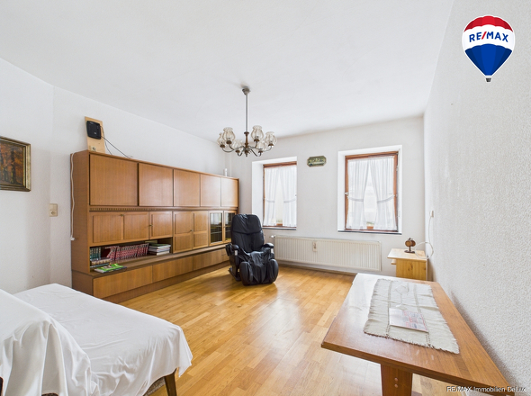 RE/MAX Immobilien DeLux Haus in Weiskirchen zu verkaufen