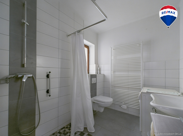 RE/MAX Immobilien DeLux Haus in Weiskirchen zu verkaufen