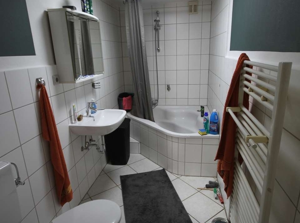 Badezimmer EG