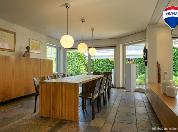 RE:MAXImmobilienDeLuxSaarlouisPicardWohnbereich Esszimmer