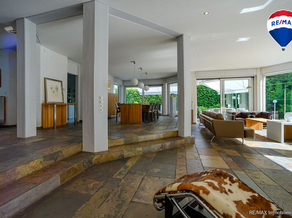 RE:MAXImmobilienDeLuxSaarlouisPicardWohnbereich 5