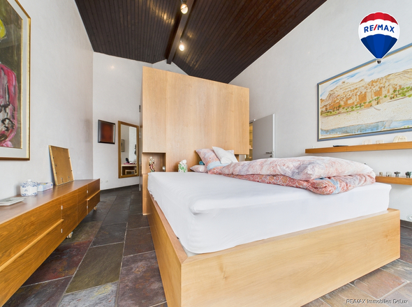 CAM01722G0-PR0034-STILL006