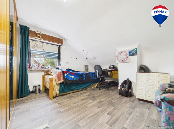 REMAX Immobilien DeLux Einfamilienhaus Schlafzimmer Schmelz Mark Borowicz