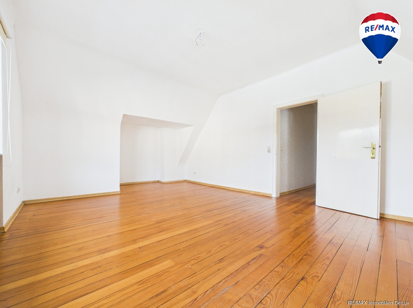 REMAX Immobilien DeLux Wohn-/Geschäftshaus Wohn-/Esszimmer Ottweiler Mark Borowicz