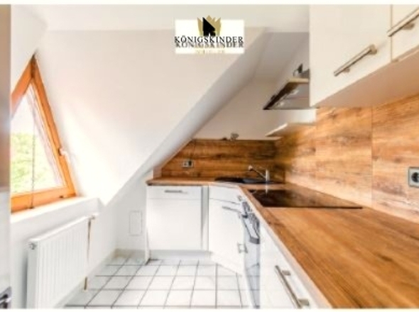 Küche mit Einbauküche