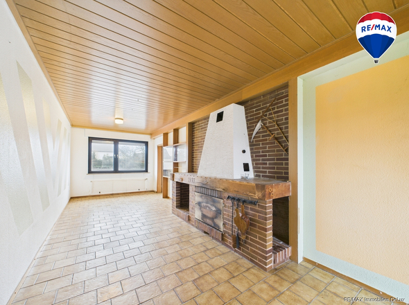 REMAX Immobilien DeLux Haus in Weiskirchen - Rappweiler zu verkaufen