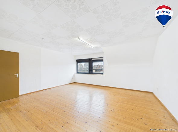 REMAX Immobilien DeLux Haus in Weiskirchen - Rappweiler zu verkaufen