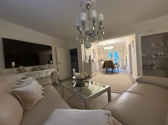 Wohnzimmer/Esszimmer