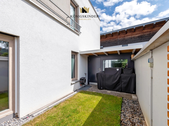 Garten mit Gerätebereich