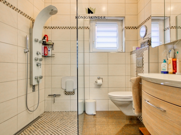 Gepflegtes Badezimmer