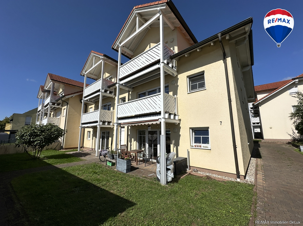 Erdgeschoss Wohnung in Besch mit Terrasse & Carport zu verkaufen 